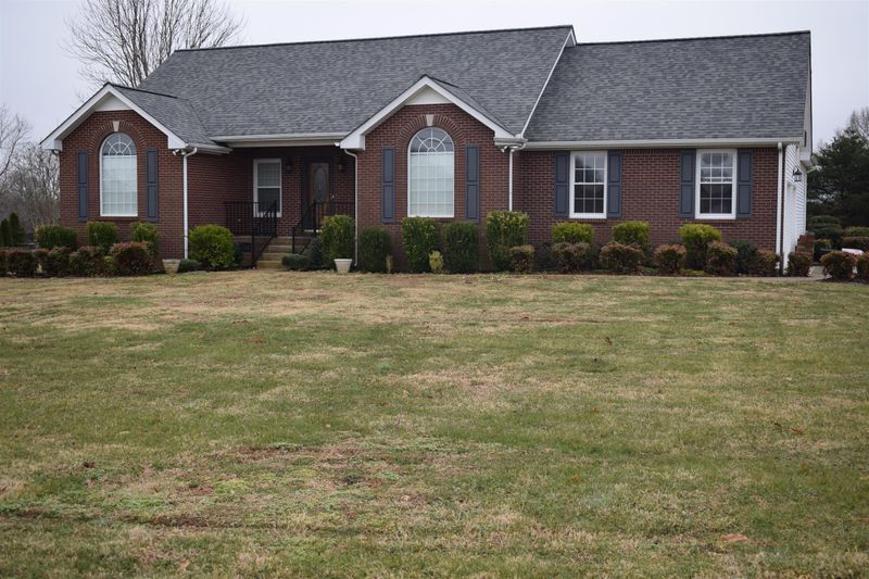 4001 Meadow Vw, Pleasant View, TN 37146