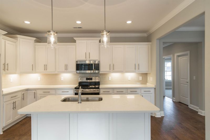 4960 Saint Ives Dr, Murfreesboro, TN 37127