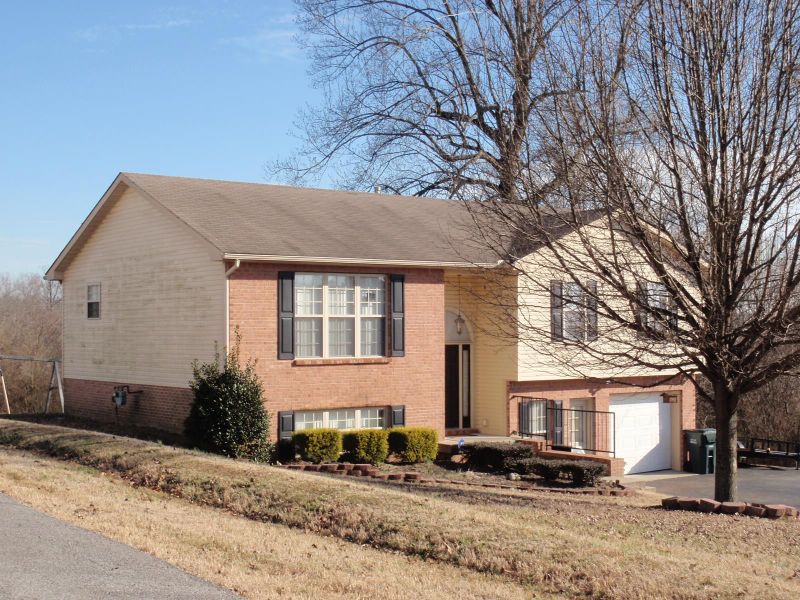 805 Blakemore Rd, Dickson, TN 37055