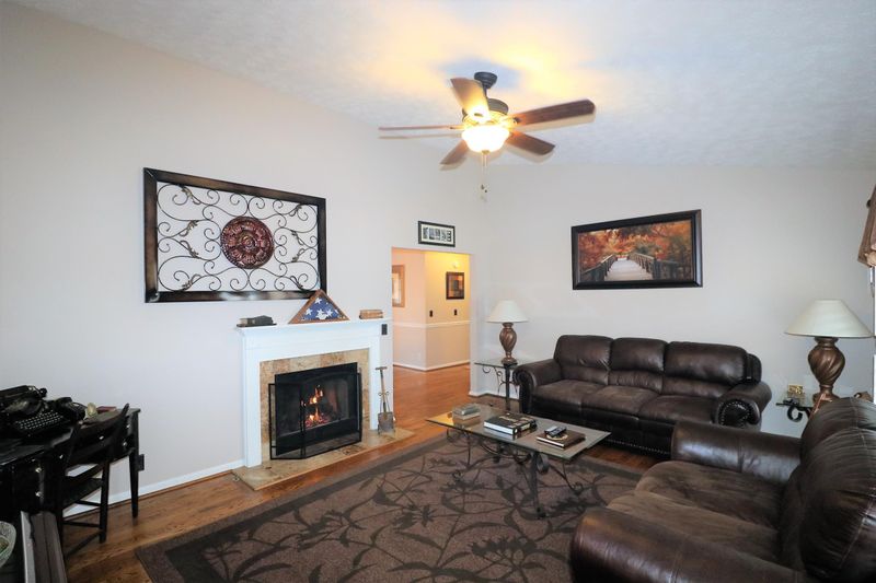 7106 Clearview Dr, Fairview, TN 37062