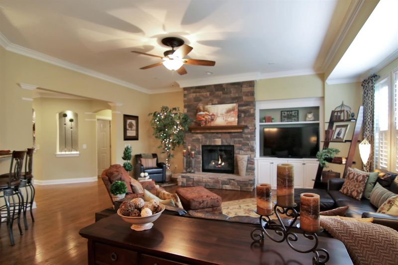 1328 Cottingham Dr, Franklin, TN 37067