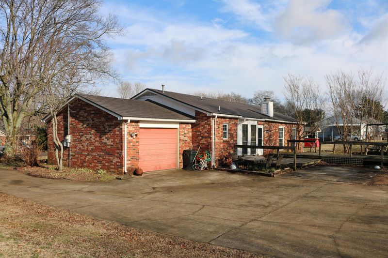2321 Stones Throw Dr, Murfreesboro, TN 37129