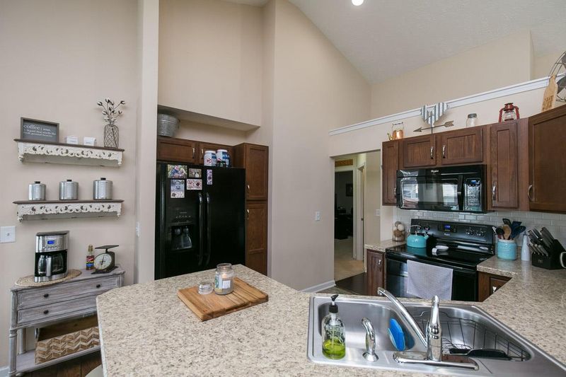 1079 Campbell Ave, Gallatin, TN 37066