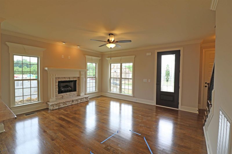 202 Karen Dr, Mount Juliet, TN 37122