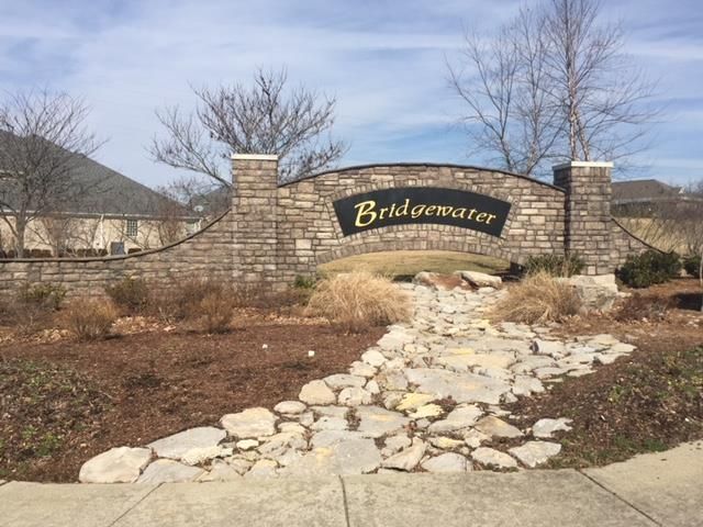 1100 Chickadee Cir, Hermitage, TN 37076