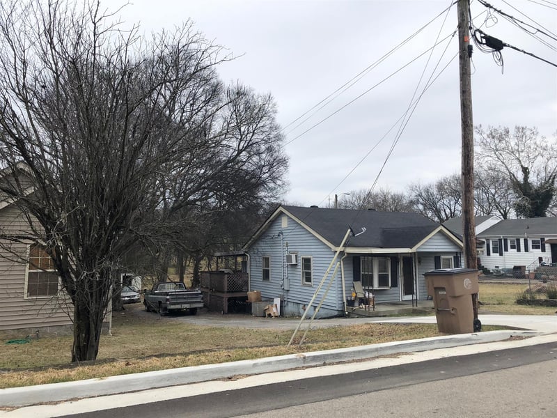 2145 Burns St, Nashville, TN 37216