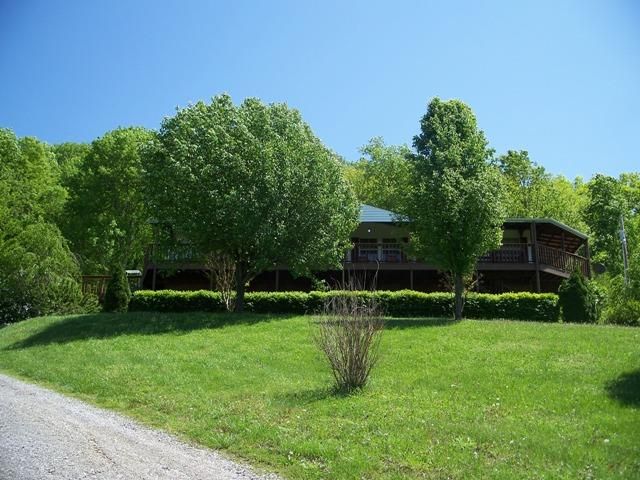 10 Cedar Hill Ln, Carthage, TN 37030