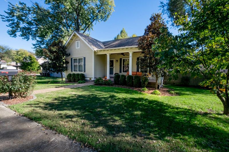1003 Phillips St, Nashville, TN 37208