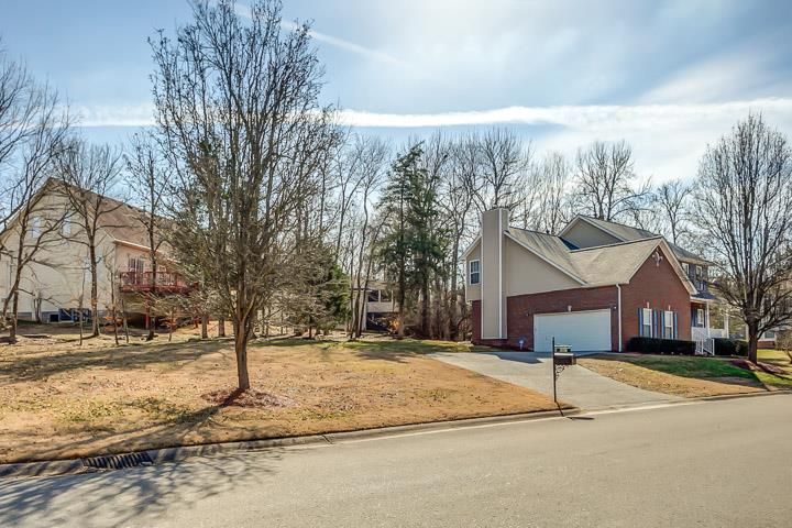 6001 Elijah Ct, Hermitage, TN 37076