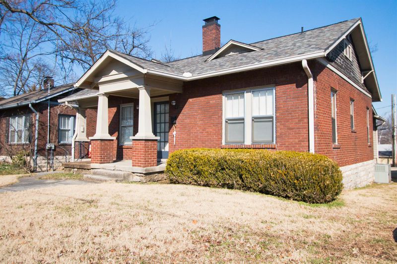2126 Acklen Ave, Nashville, TN 37212