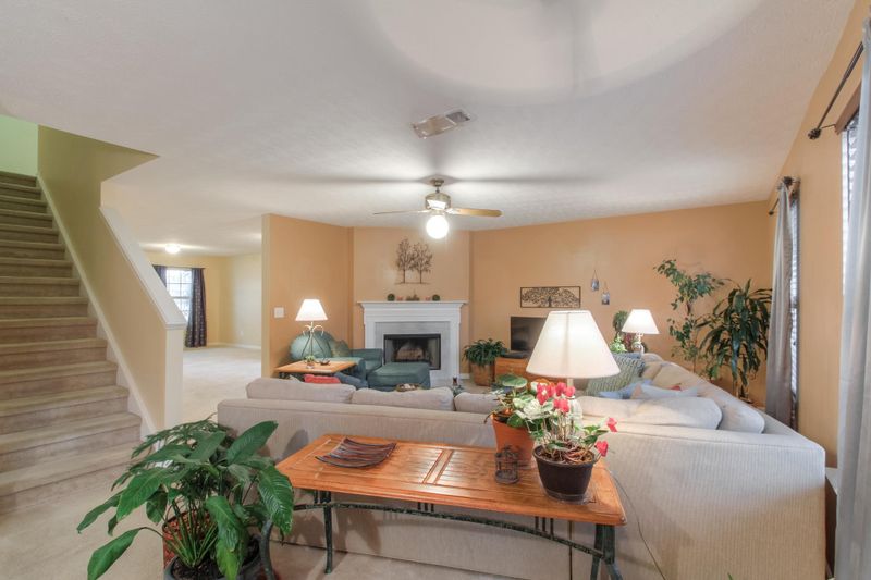 809 Creek Oak Dr, Murfreesboro, TN 37128