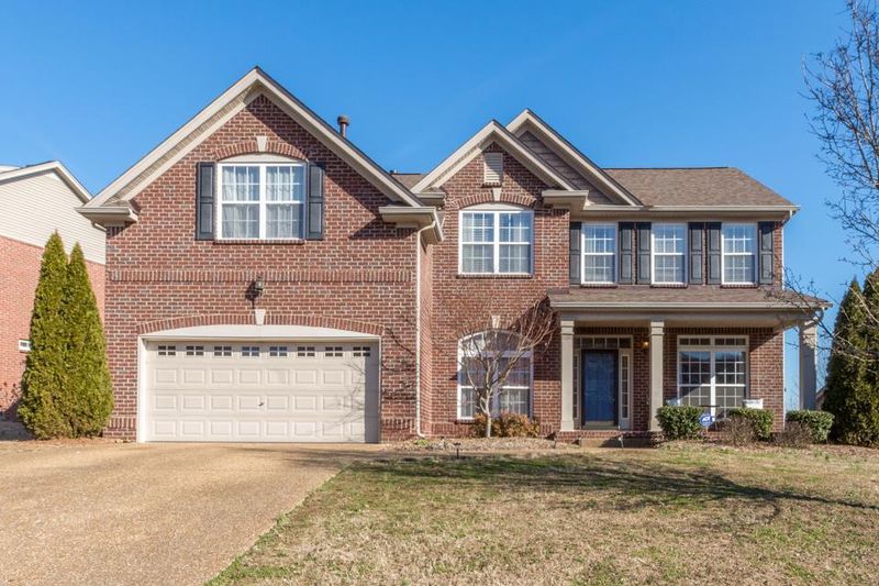 3020 Cairns Dr W, Mount Juliet, TN 37122