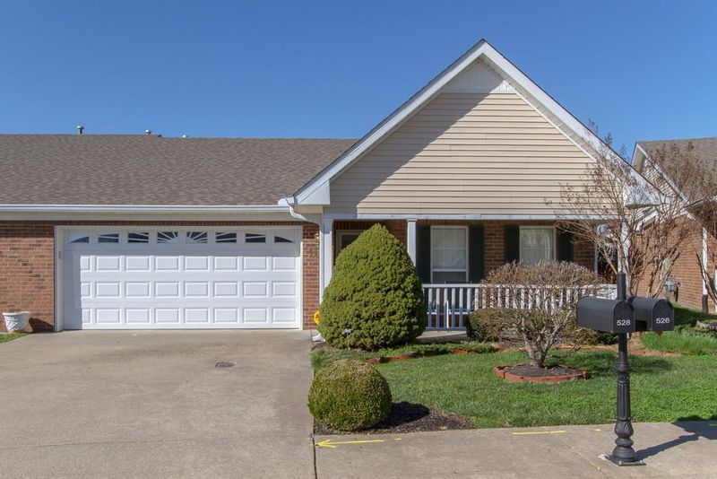 526 Forest Glen Cir, Murfreesboro, TN 37128