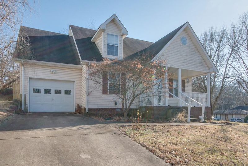 600 Maple Top Dr, Antioch, TN 37013