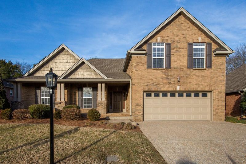6076 Hagars Grove Ps, Hermitage, TN 37076
