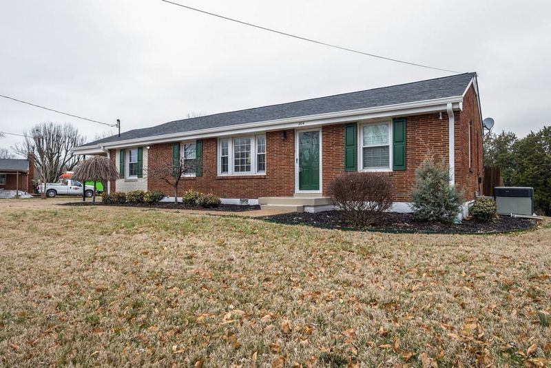 204 Melmack Dr, Nashville, TN 37211
