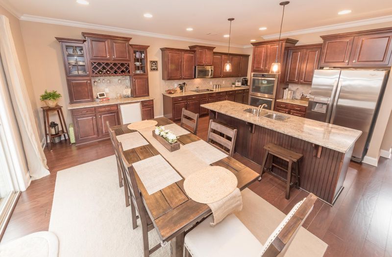 1133 Stockwell Dr, Murfreesboro, TN 37128