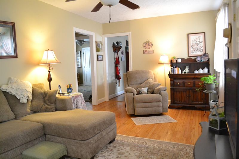 403 Cleveland Ave, Lebanon, TN 37087