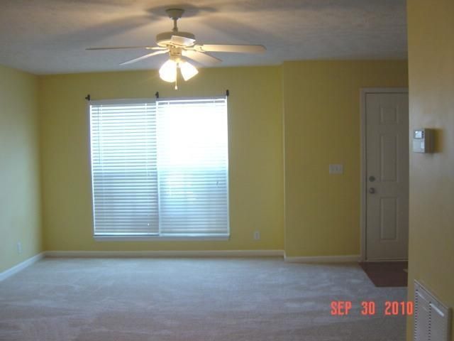 1320 Mac Duff Dr, Murfreesboro, TN 37128