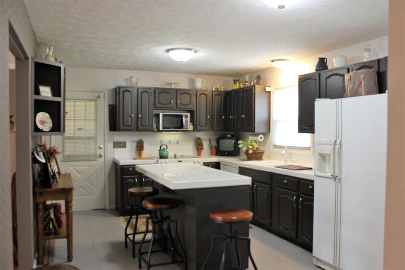 103 Skyview Dr, Hendersonville, TN 37075