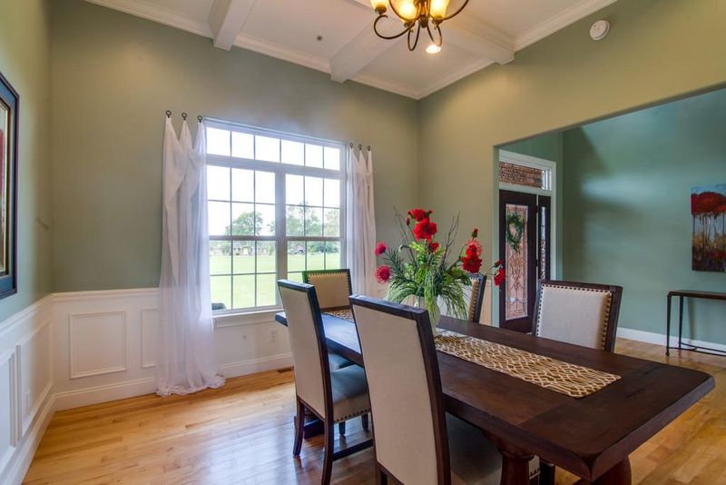 661 Lone Oak Rd, Mount Juliet, TN 37122
