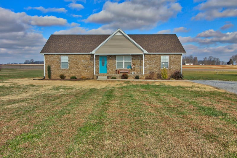 7984 Highway 52, Orlinda, TN 37141
