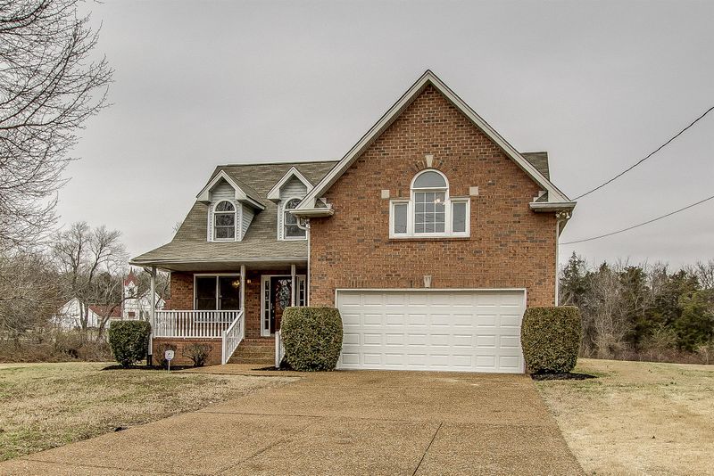 209 Queens Lane Ct, Nashville, TN 37218