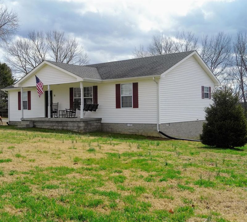 18 Northfield Ln, Alexandria, TN 37012
