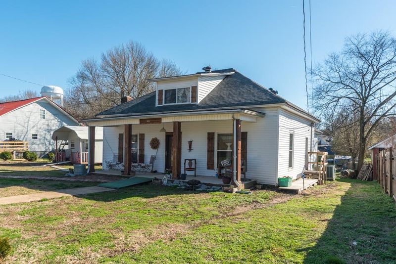 2510 Epperson Springs Rd, Westmoreland, TN 37186