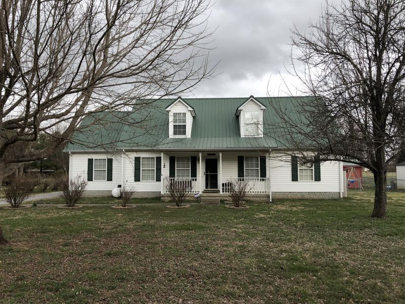 208 Stones River Ln, Murfreesboro, TN 37128