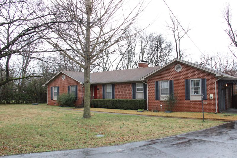 1006 W Clark Blvd, Murfreesboro, TN 37130