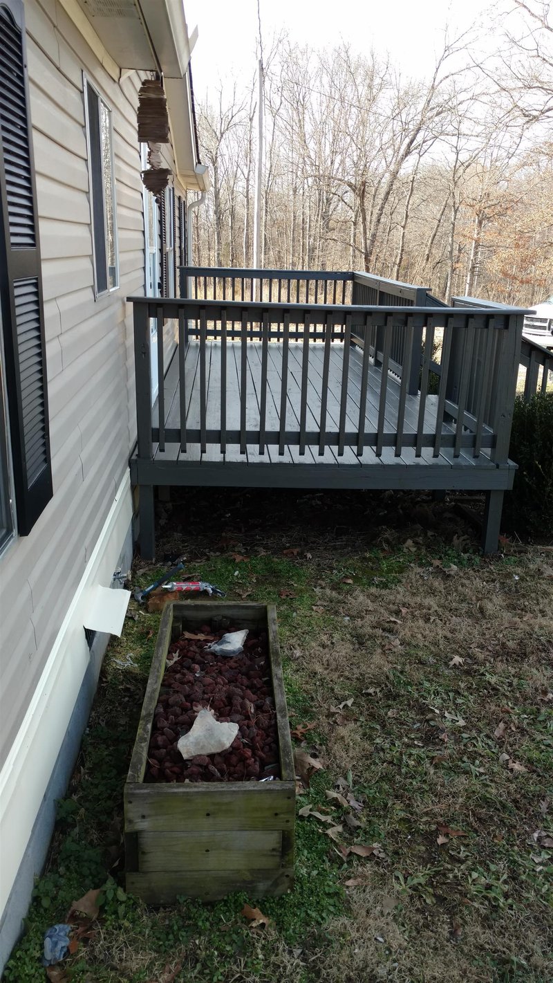 7272 Hwy 41n, Adams, TN 37010
