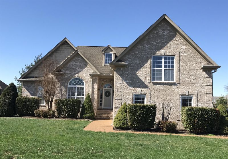 703 Heritage Rd, Lebanon, TN 37087
