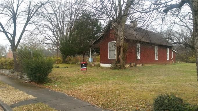 86 Lewis St, Nashville, TN 37210