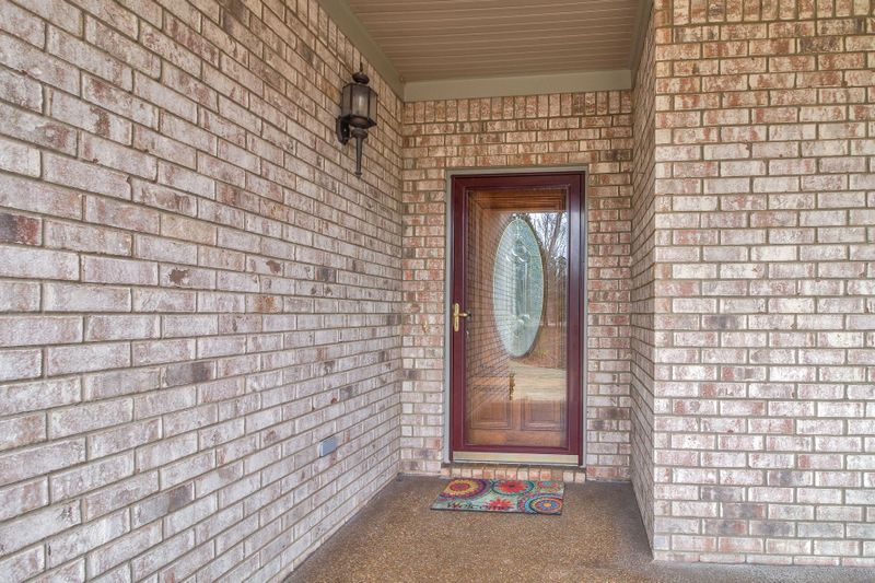6587 Cairo Bend Rd, Lebanon, TN 37087