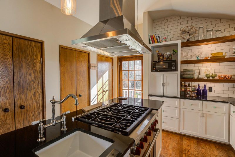 841 W Hillview Dr, Brentwood, TN 37027