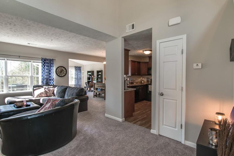 1100 Somerset Springs Dr, Spring Hill, TN 37174