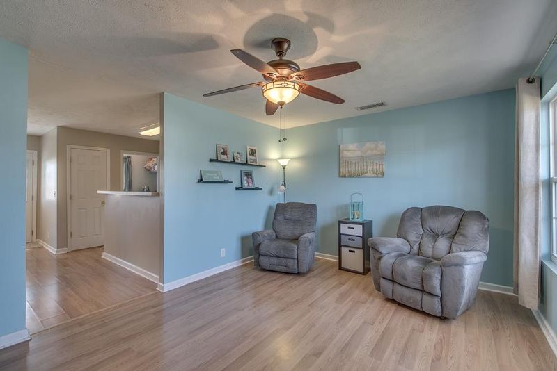 1416 Westview Dr, Murfreesboro, TN 37128