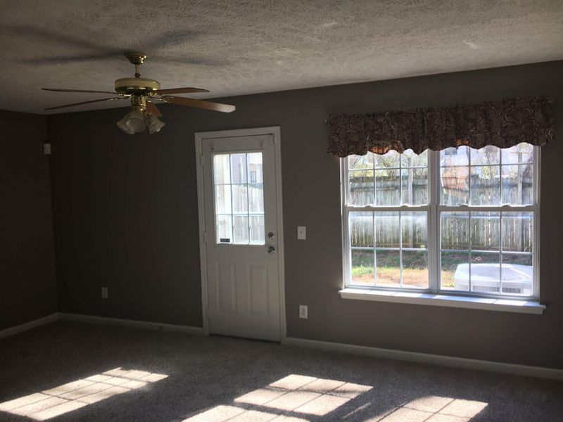 1518 Middleborough Ct, Murfreesboro, TN 37130