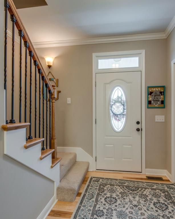 102 Spruce Ct, Burns, TN 37029