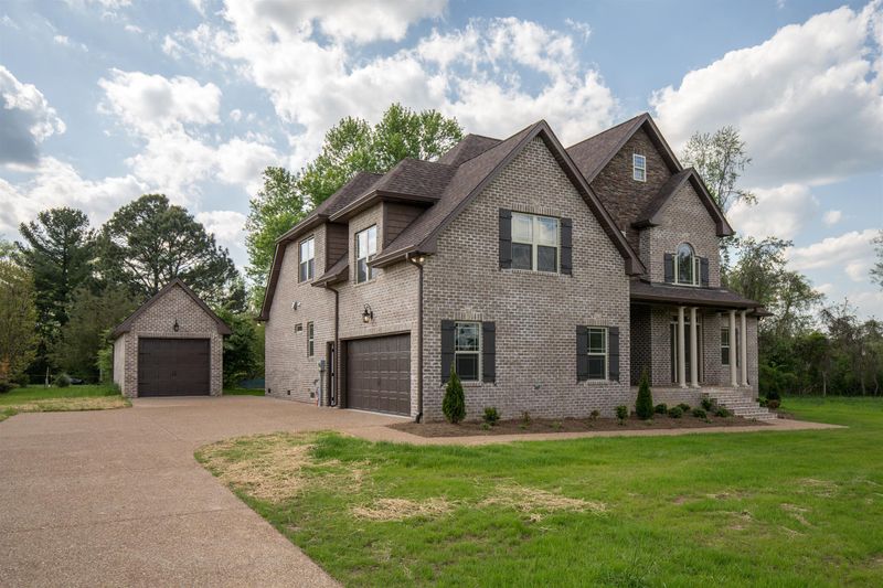 2065 Saundersville Ferry, Mount Juliet, TN 37122