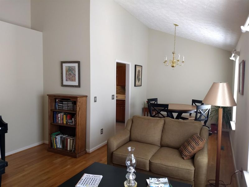 1317 Apple Valley Rd, Madison, TN 37115