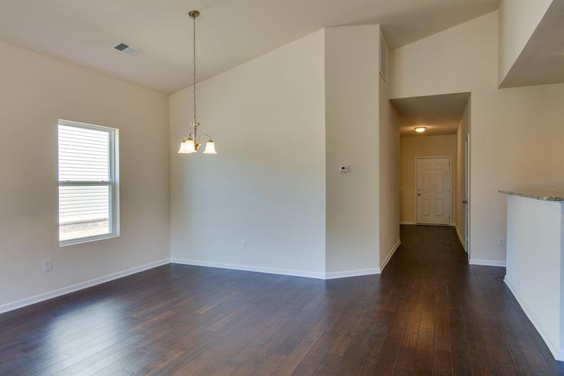 3256 Dizzy Dean Dr, Murfreesboro, TN 37128