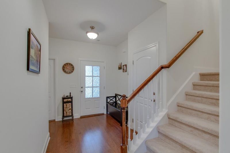 422 Tamarac Dr, Murfreesboro, TN 37128