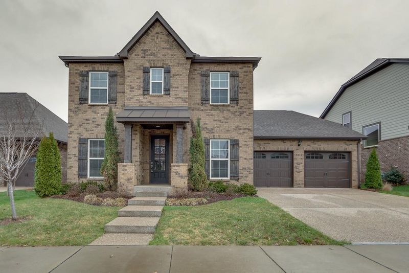 5010 Rizer Point Dr, Franklin, TN 37064