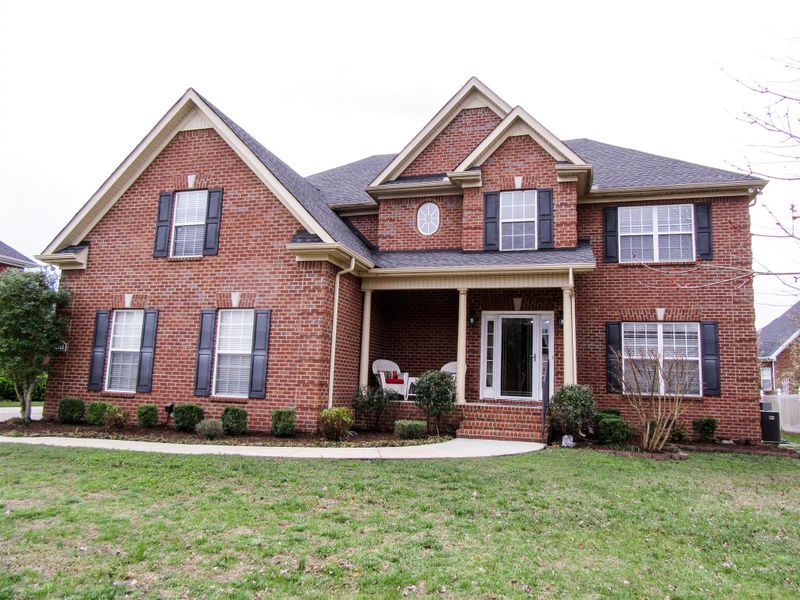 5343 Middlebury Dr, Murfreesboro, TN 37128