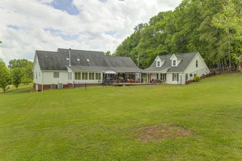 215 Buffalo Rd, Carthage, TN 37030