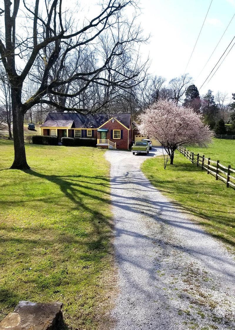 501 Menees Ln, Madison, TN 37115