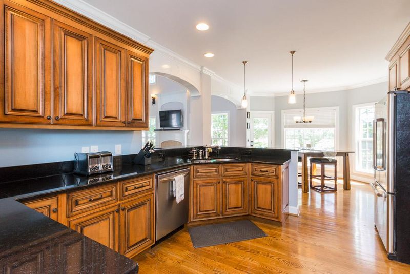 2003 Cierra Cir, Spring Hill, TN 37174