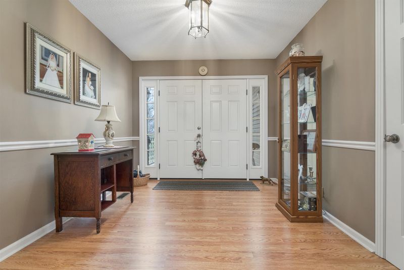 5626 Highway 41n, Cedar Hill, TN 37032